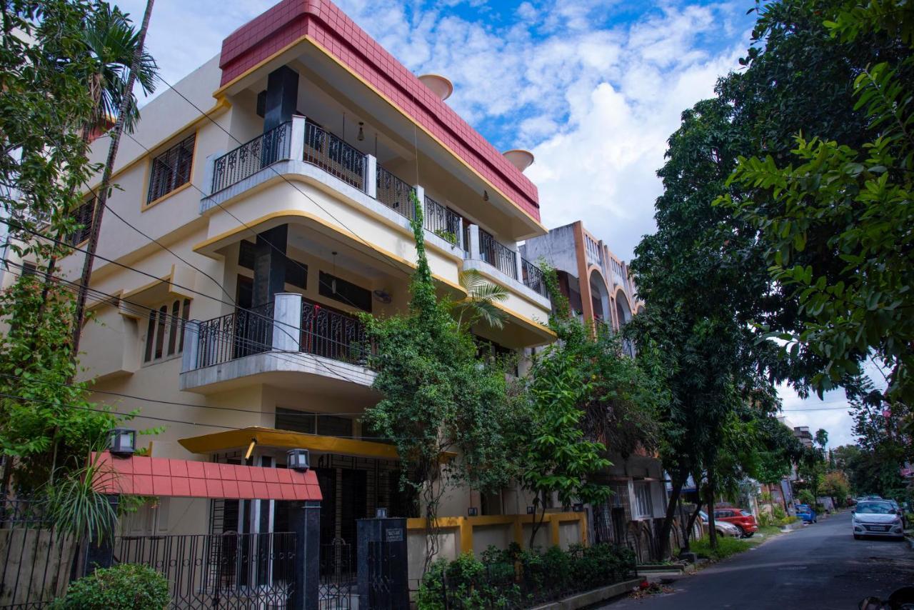 J'S Nest Hotel Kolkata Exterior photo