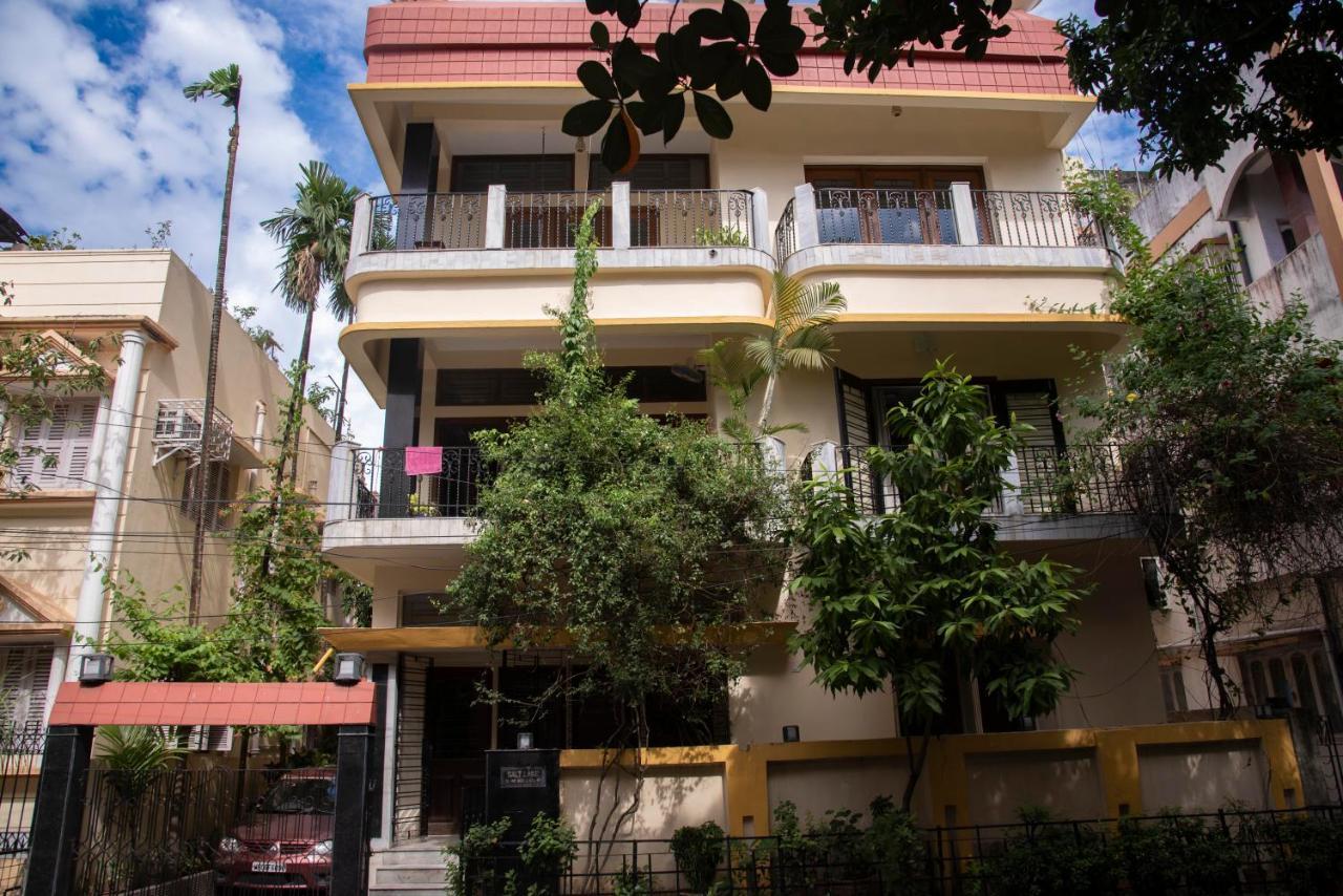 J'S Nest Hotel Kolkata Exterior photo