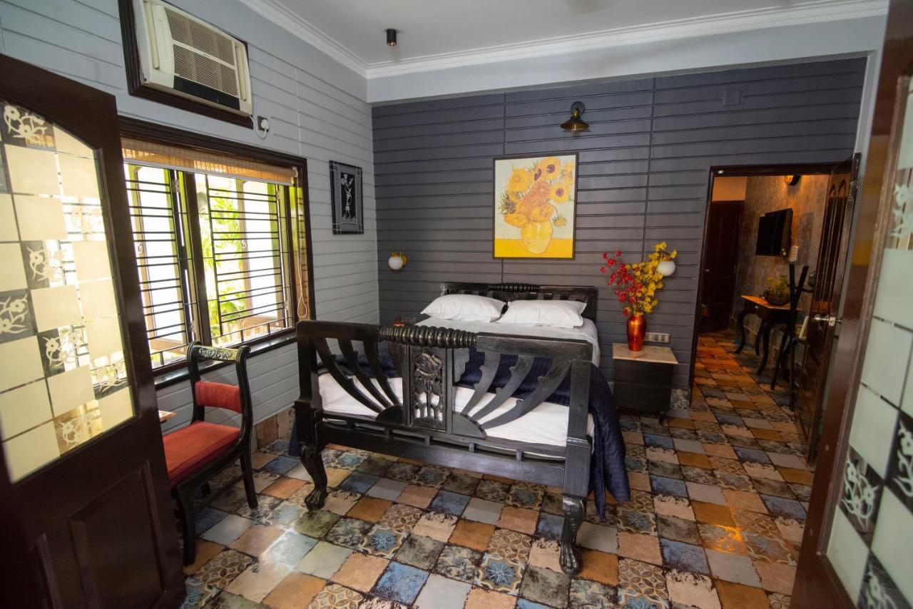 J'S Nest Hotel Kolkata Exterior photo