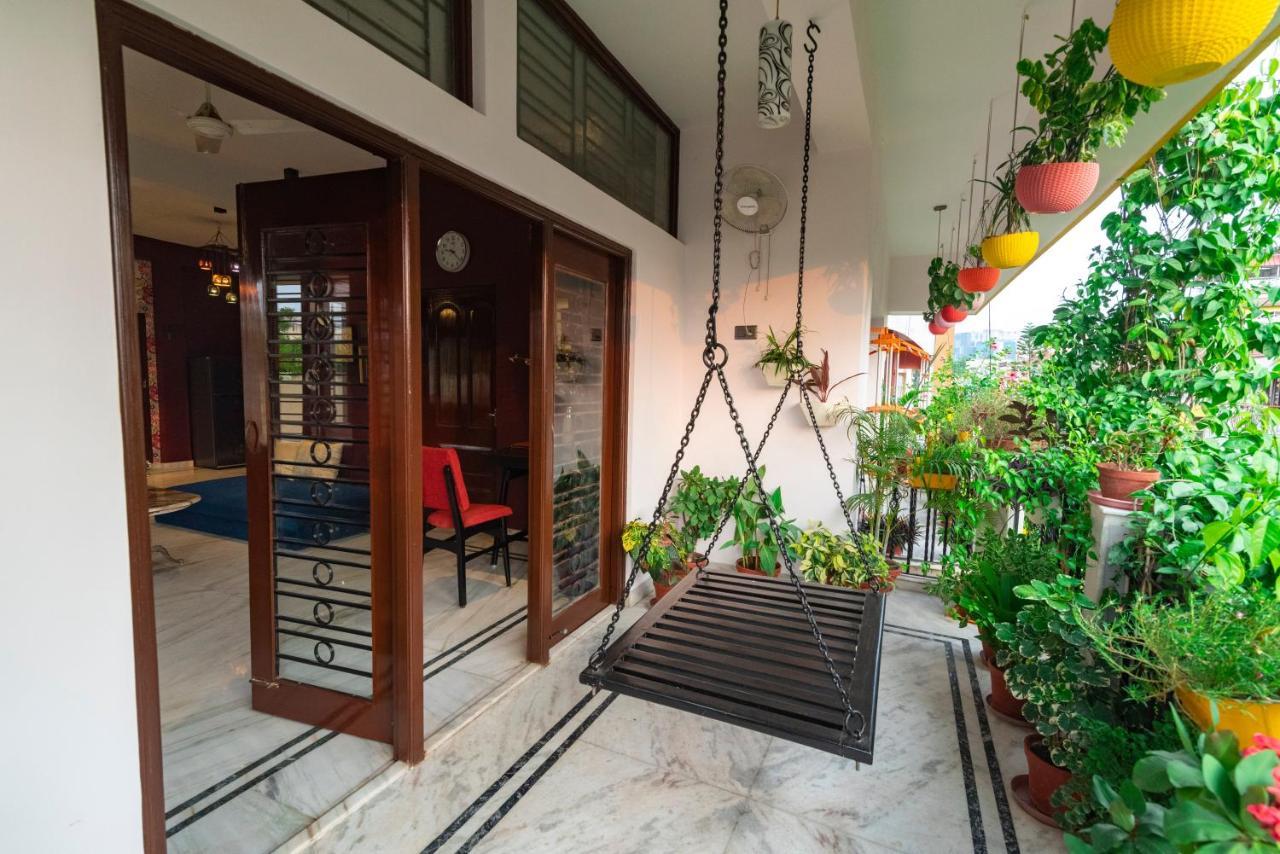 J'S Nest Hotel Kolkata Exterior photo